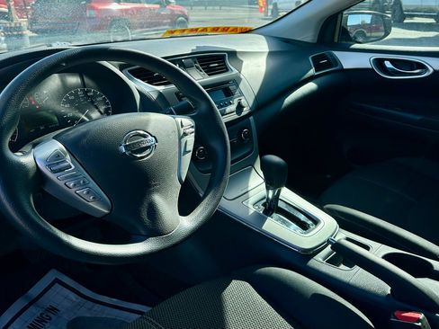Used 2015 Nissan Sentra S image 3