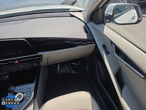 Used 2023 Kia Niro Wave image 59