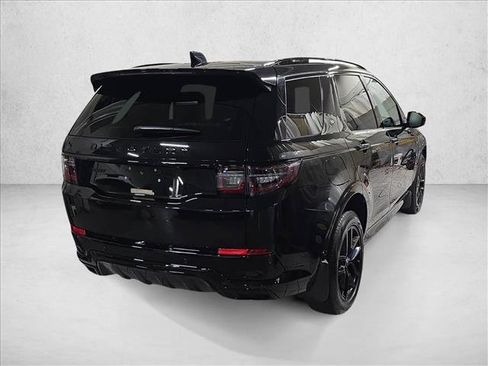 Used 2024 Land Rover Discovery Sport Dynamic SE AWD/4WD image 5