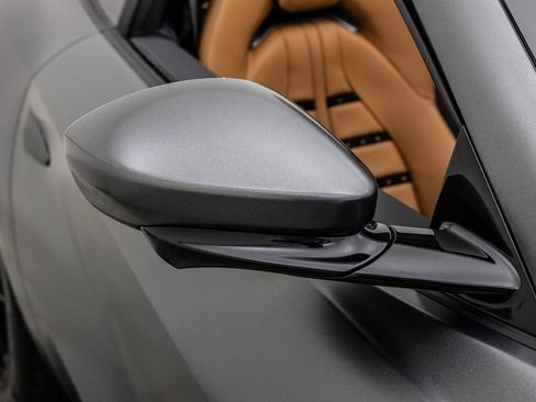 Used 2021 Ferrari 812 GTS RWD image 10