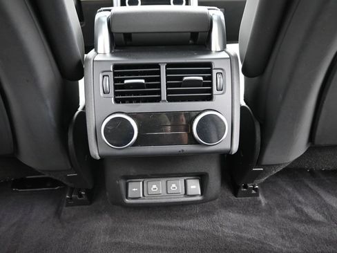 Used 2022 Land Rover Discovery S R-Dynamic AWD/4WD image 18