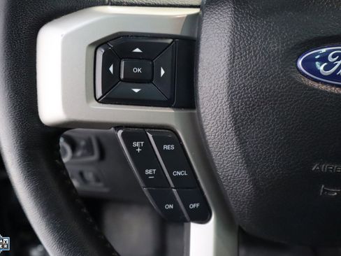 Used 2018 Ford F150 Lariat image 16