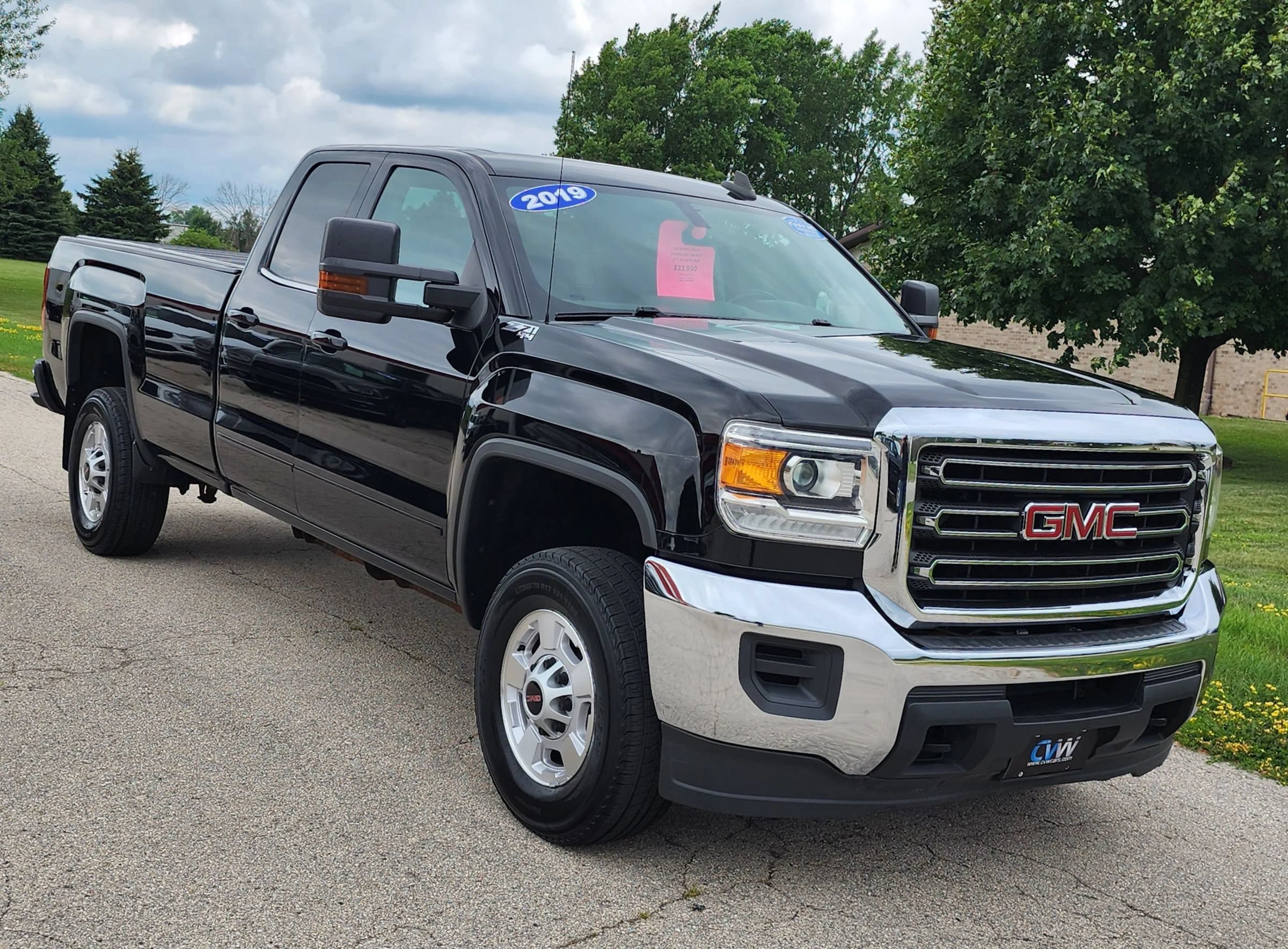 Used 2019 GMC Sierra 2500 SLE w/ Suspension Package, Off-Road AWD/4WD image 6