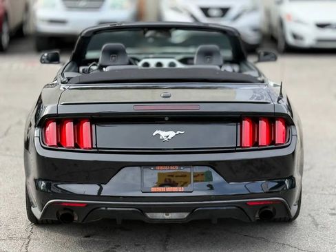 Used 2016 Ford Mustang Premium image 14