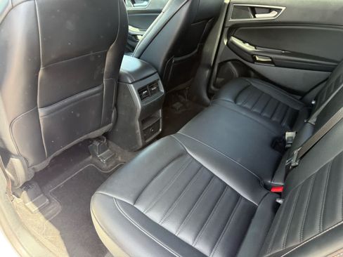 Used 2024 Ford Edge SEL AWD/4WD image 12