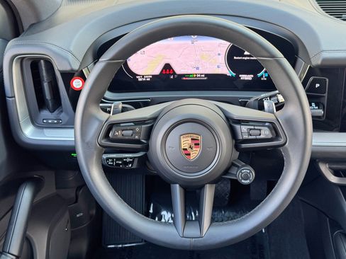 Used 2025 Porsche Cayenne E-Hybrid w/ Premium Package Plus AWD/4WD image 22