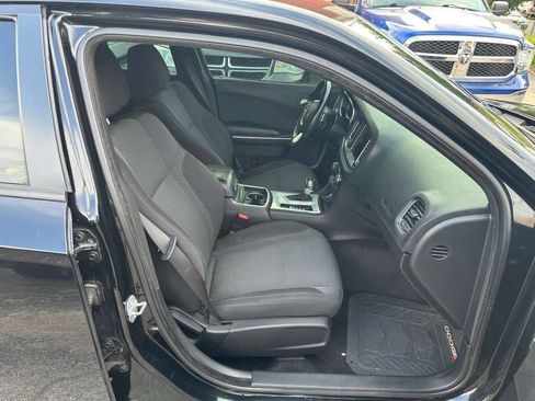 Used 2016 Dodge Charger R/T RWD image 18