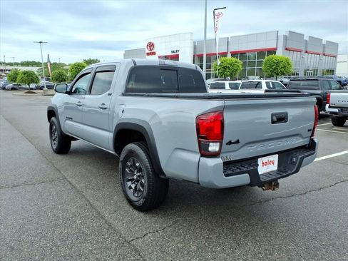 Certified 2021 Toyota Tacoma SR5 w/ Trail Edition AWD/4WD image 7