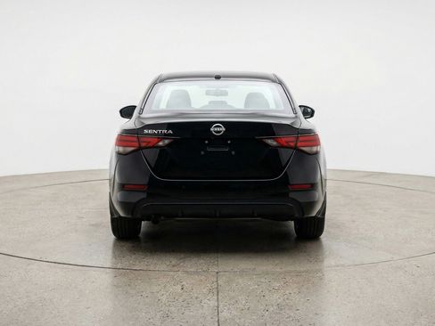 Used 2025 Nissan Sentra SV image 7