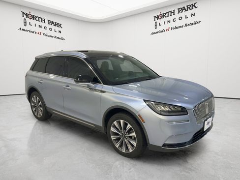 Used 2022 Lincoln Corsair Reserve w/ Elements Package AWD/4WD image 3