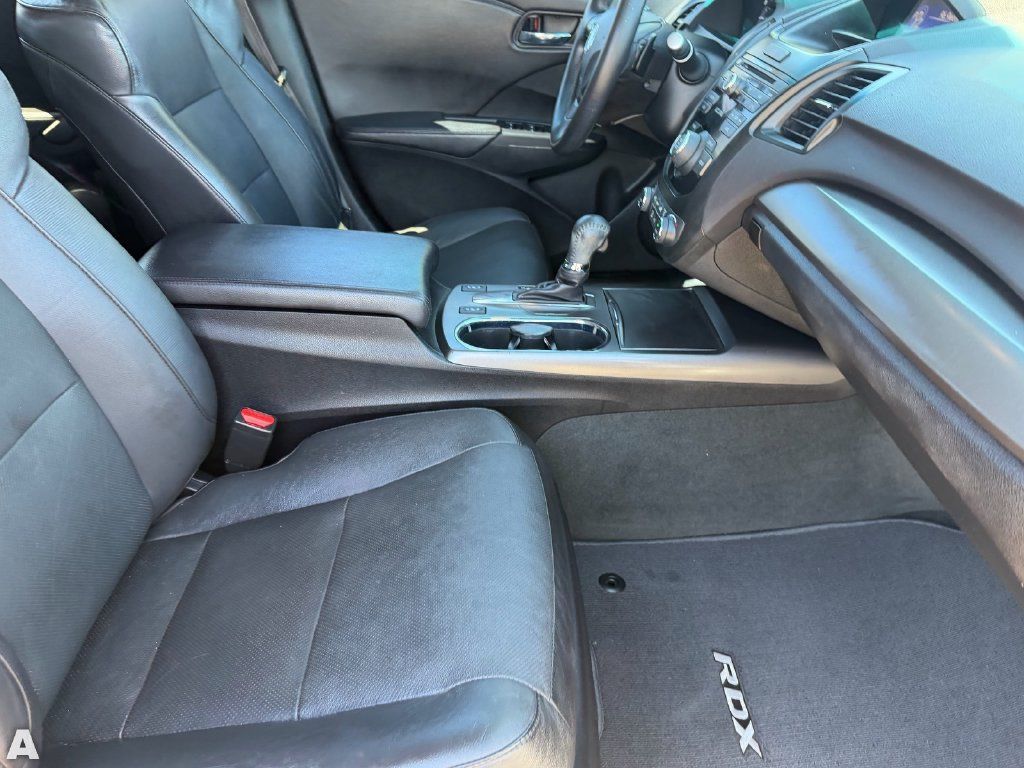 Used 2015 Acura RDX FWD image 14