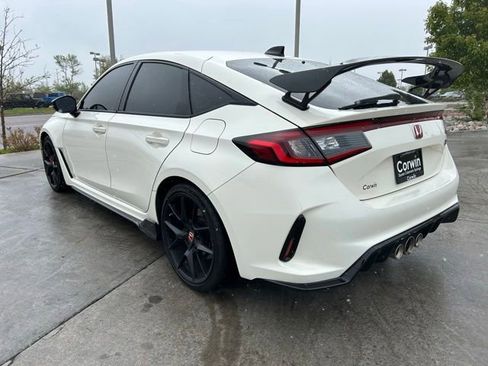 Used 2025 Honda Civic Type R image 5