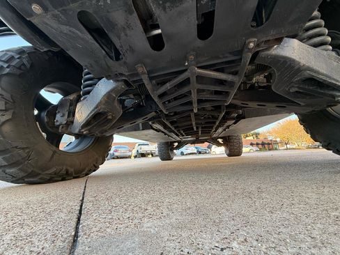 Used 2001 HUMMER H1 4-Door Hard Top image 26