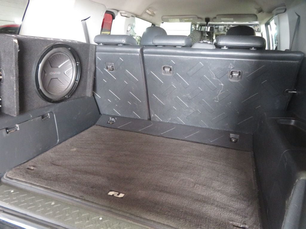 Used 2007 Toyota FJ Cruiser 4WD w/ Convenience Pkg image 31