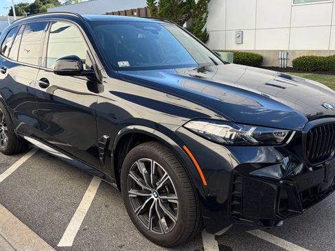 Used 2026 BMW X5 xDrive40i w/ M Sport Package AWD/4WD image 4