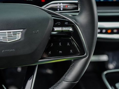 Used 2024 Cadillac Lyriq Tech image 29