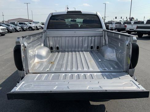 Used 2014 Toyota Tundra SR5 w/ TRD Off Road Package image 9