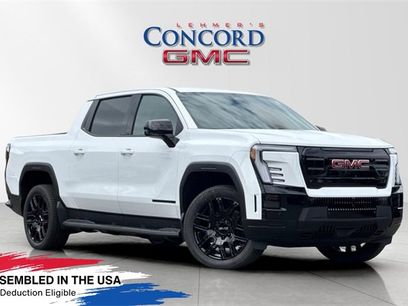 New 2026 GMC Sierra EV Elevation w/ LPO, Elevation Dark Package