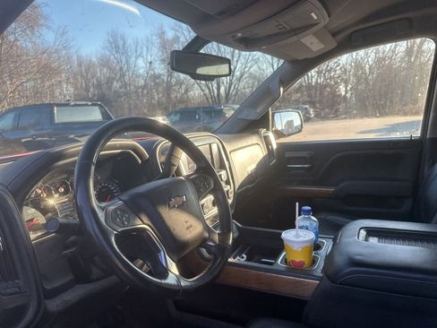 Used 2018 Chevrolet Silverado 1500 LTZ w/ Sport Package image 17