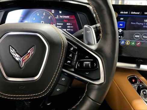 Used 2021 Chevrolet Corvette Stingray Premium Cpe w/ Z51 Performance Package RWD image 19