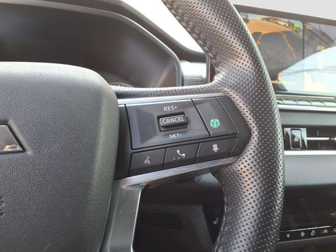 Used 2024 Mitsubishi Outlander SE image 21