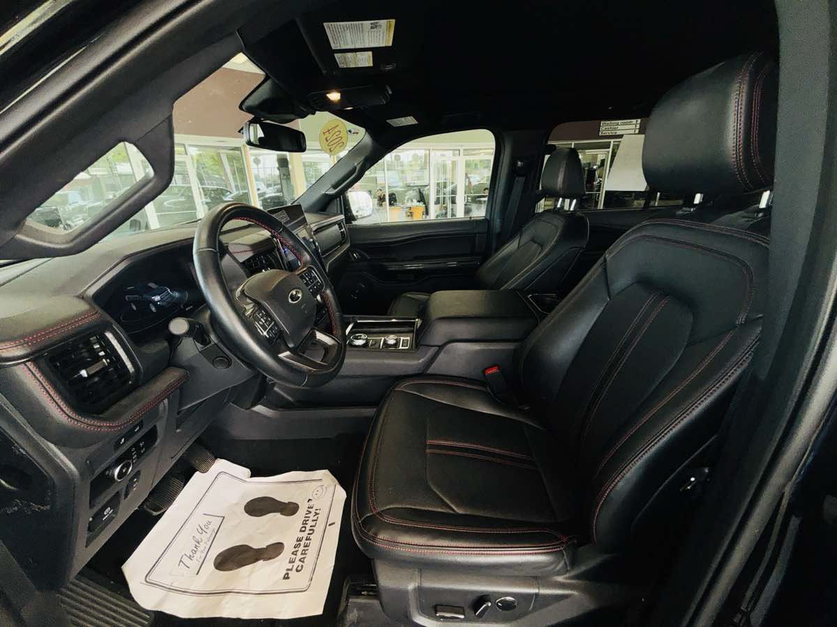 Used 2024 Ford Expedition Max Limited AWD/4WD image 29