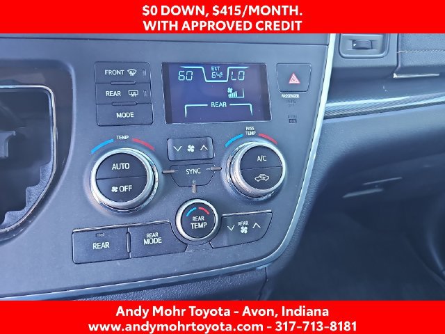 Used 2017 Toyota Sienna SE FWD image 23