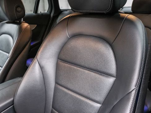 Used 2022 Mercedes-Benz GLC 300 image 25