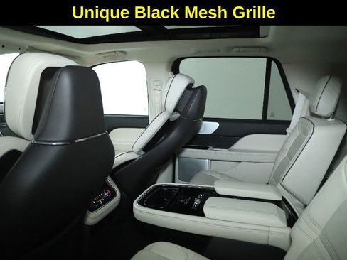Used 2021 Lincoln Navigator Black Label w/ Special Edition Package image 16