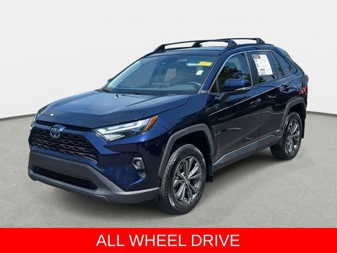 Used 2022 Toyota RAV4 XLE Premium AWD/4WD image 38