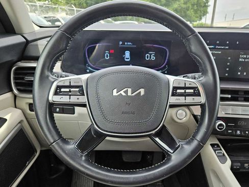 Used 2023 Kia Telluride S FWD image 14