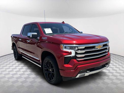 Used 2025 Chevrolet Silverado 1500 High Country w/ High Country Premium Package AWD/4WD image 1