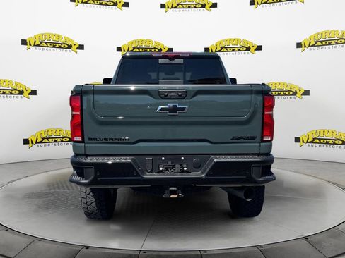 Used 2026 Chevrolet Silverado 2500 ZR2 AWD/4WD image 4