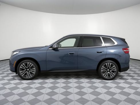 New 2026 BMW X3 xDrive30i w/ Premium Package AWD/4WD image 2