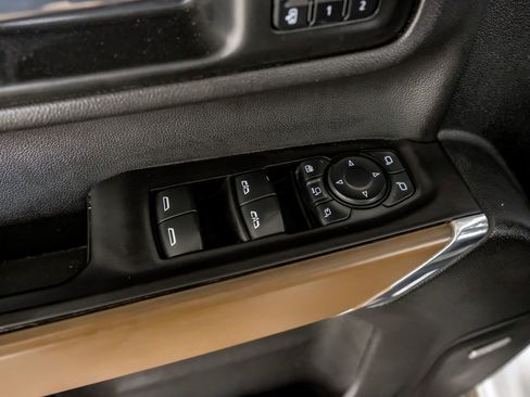 Used 2021 Chevrolet Silverado 2500 High Country w/ Z71 Off-Road Package image 46