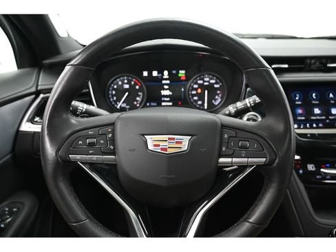 Used 2025 Cadillac XT6 Premium Luxury w/ Technology Package image 39
