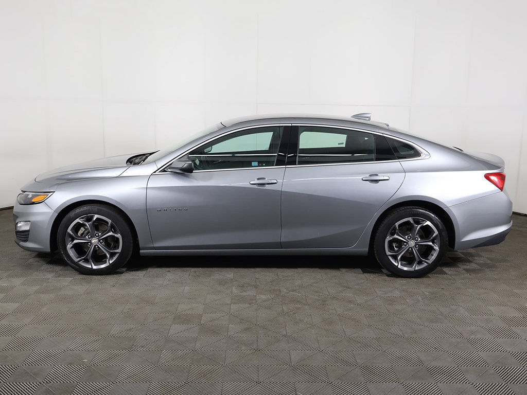 Used 2024 Chevrolet Malibu LT FWD image 16