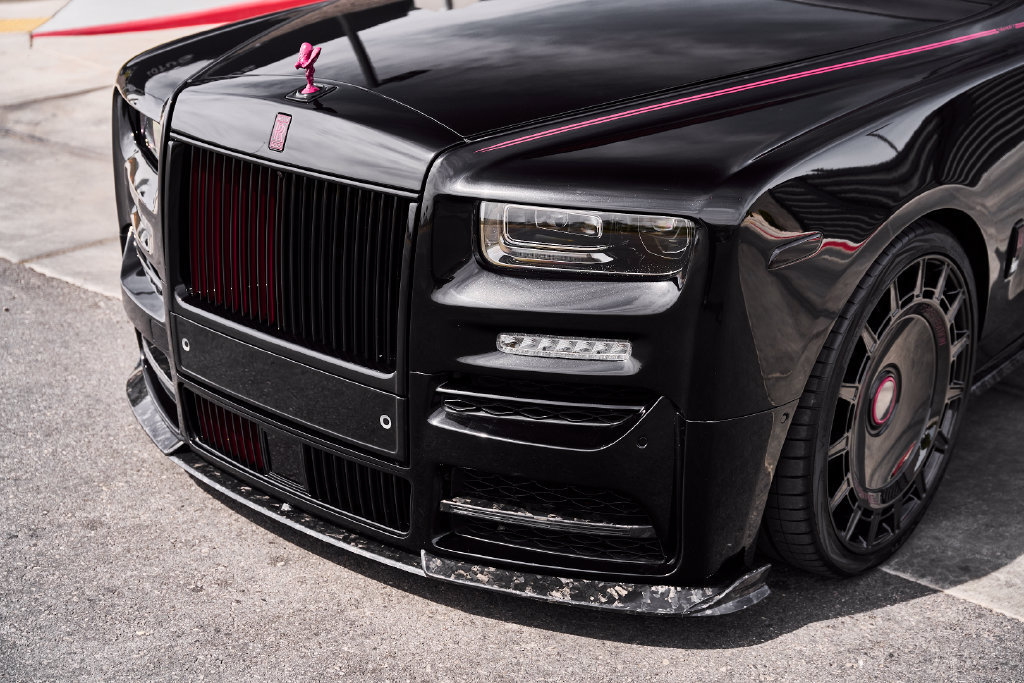 Used 2023 Rolls-Royce Phantom Sedan RWD image 22