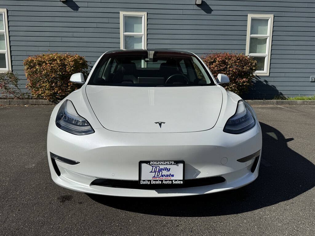 Used 2019 Tesla Model 3 RWD image 9