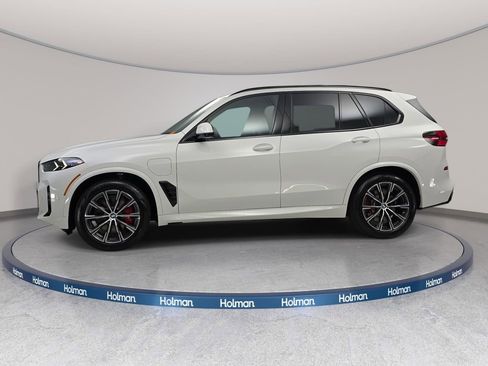 New 2026 BMW X5 xDrive50e w/ M Sport Package image 8
