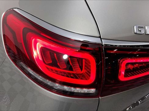 Certified 2021 Mercedes-Benz GLS 580 4MATIC image 24
