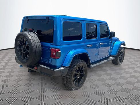 Used 2022 Jeep Wrangler Unlimited Sahara w/ Safety Group AWD/4WD image 6