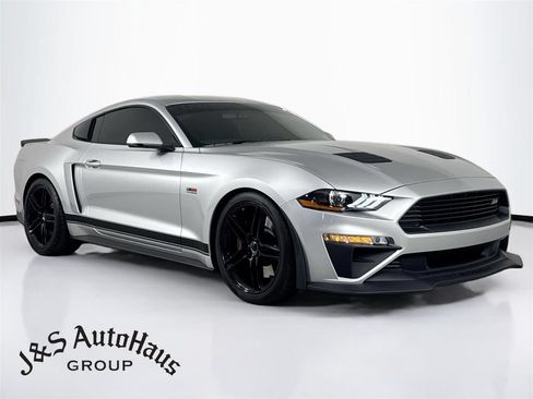 Used 2019 Ford Mustang GT Premium w/ GT Performance Package RWD image 1