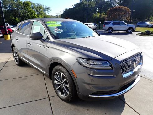 Certified 2021 Lincoln Nautilus AWD image 8