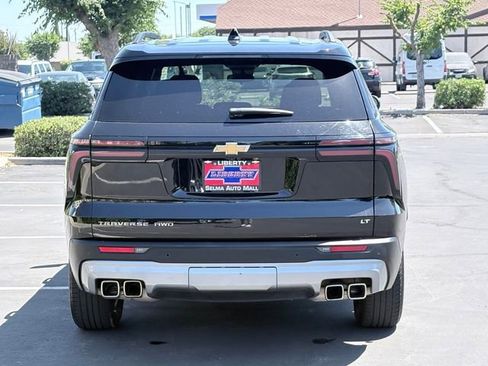 Used 2024 Chevrolet Traverse LT AWD/4WD image 6