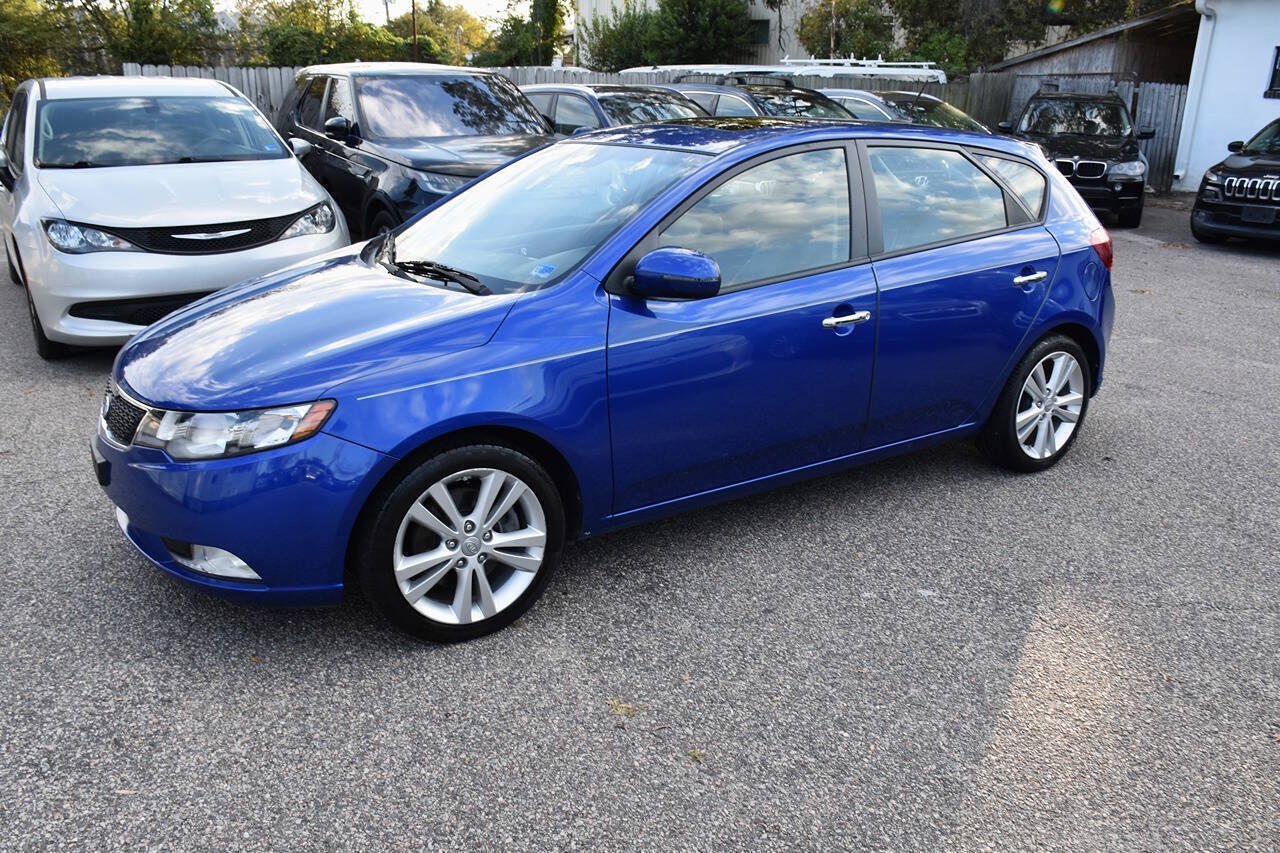 Used 2013 Kia Forte SX w/ Tech Pkg FWD image 2