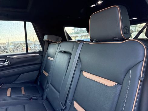 Used 2022 GMC Yukon AT4 AWD/4WD image 36