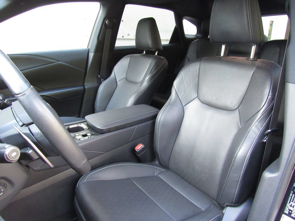 Used 2023 Lexus RX 350 Premium Plus w/ Accessory Package (Z1) AWD/4WD image 11