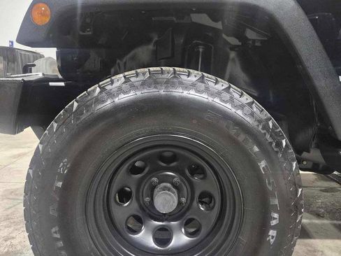 Used 2015 Jeep Wrangler Unlimited Sport w/ Quick Order Package 24S image 18