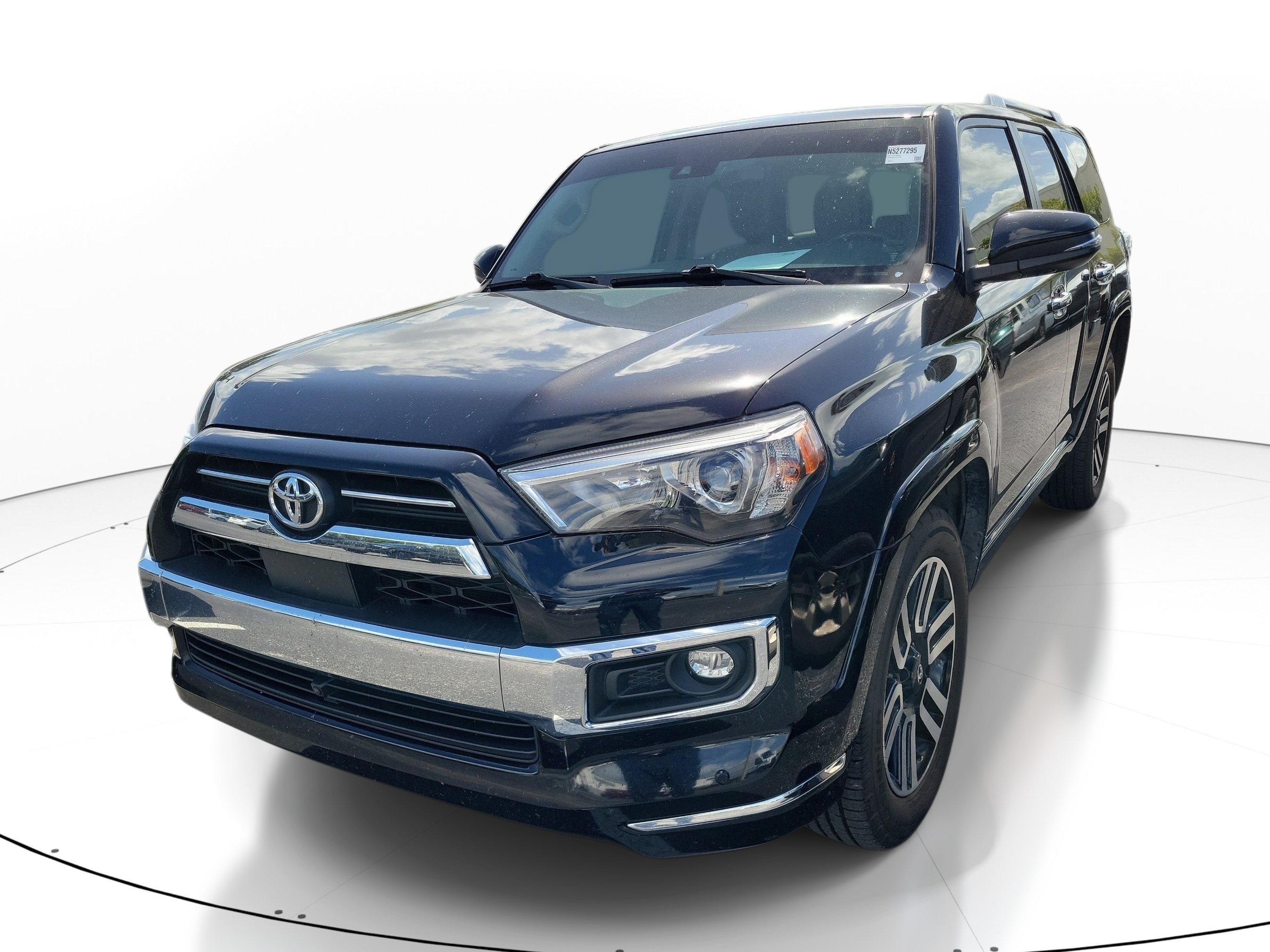 Used 2022 Toyota 4Runner Limited RWD image 3